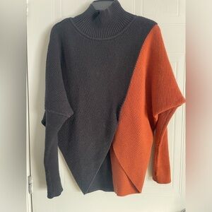 Elan Artistic Statement Sweater Medium Asymmetrical Colorblock Modernist